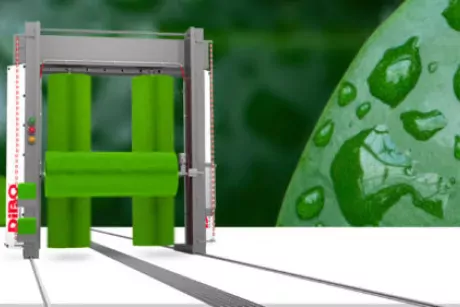 Grijze truckwasinstallatie, witte spatschermen met DiBO logo, looprails en 3 groene wasborstels in een realistische illustratie