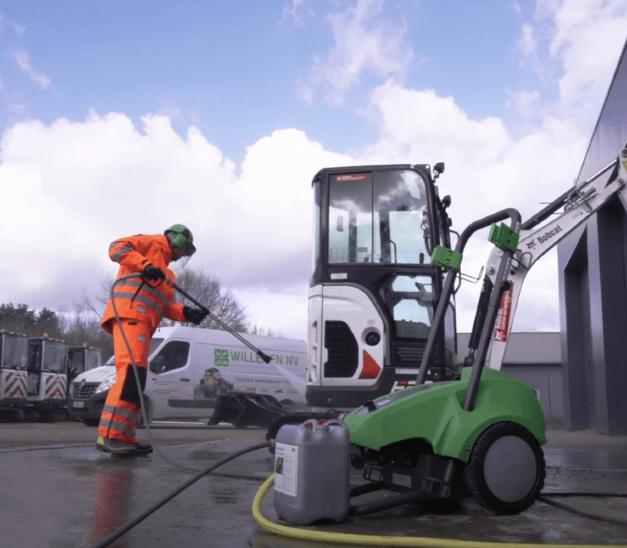 video of the DiBO ECN - cold water high-pressure cleaners for intensive use
