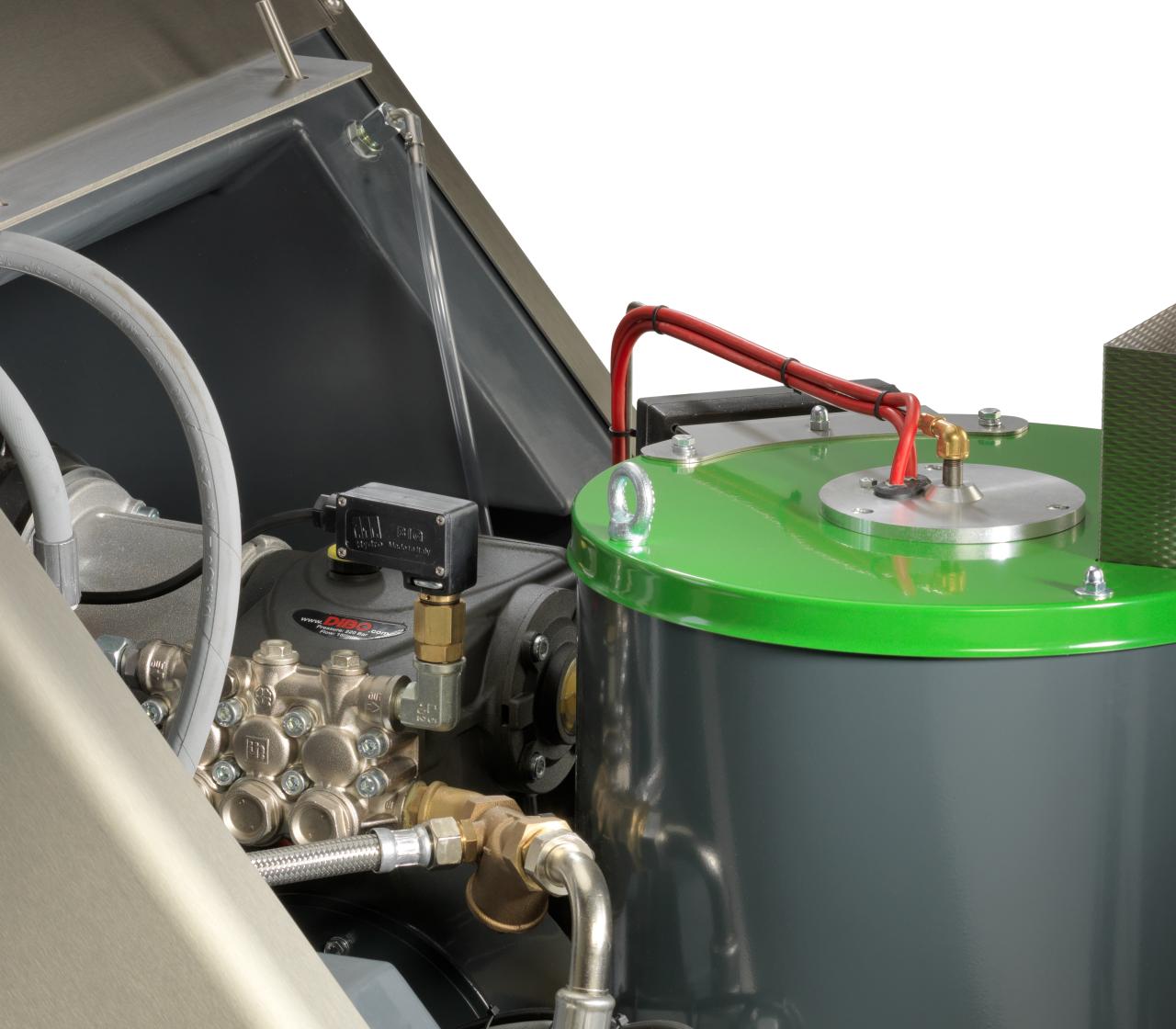 Detail van de energiezuinige DiBO GreenBoiler in de heetwater hogedrukreiniger IBH-M